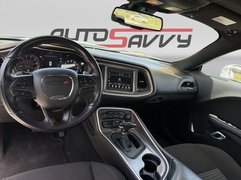 Used 2022 Dodge Challenger GT w/ Blacktop Package RWD image 17