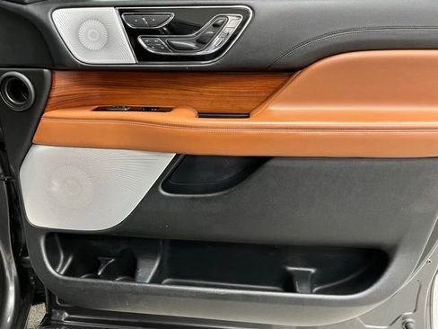 Used 2018 Lincoln Navigator L Reserve AWD/4WD image 56