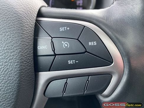 Used 2020 Jeep Grand Cherokee Limited image 20