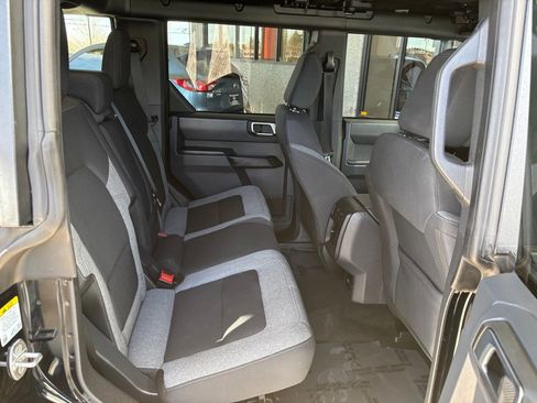 Used 2025 Ford Bronco Big Bend image 23