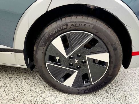 Used 2025 Hyundai Ioniq 5 Limited image 9