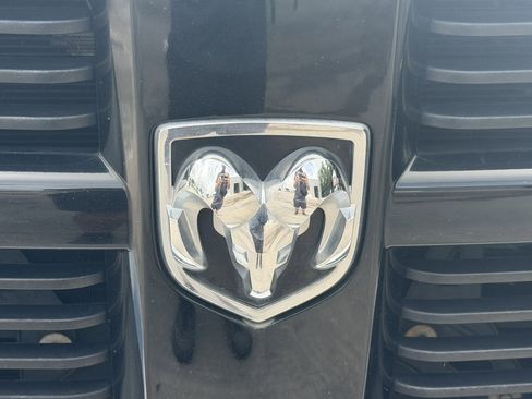 Used 2012 RAM 2500 ST w/ Chrome Appearance Group AWD/4WD image 15
