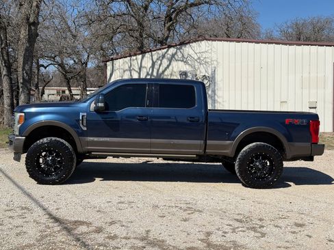 Used 2017 Ford F250 King Ranch w/ King Ranch Ultimate Package image 6