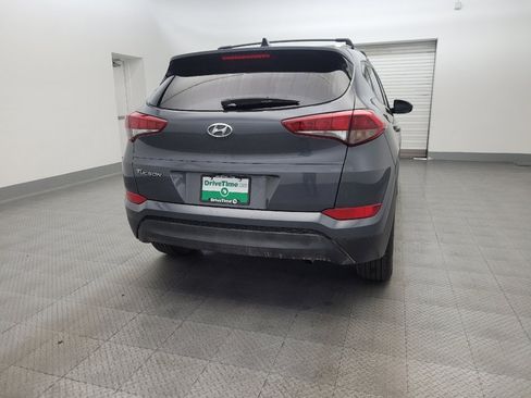 Used 2018 Hyundai Tucson SEL FWD image 7