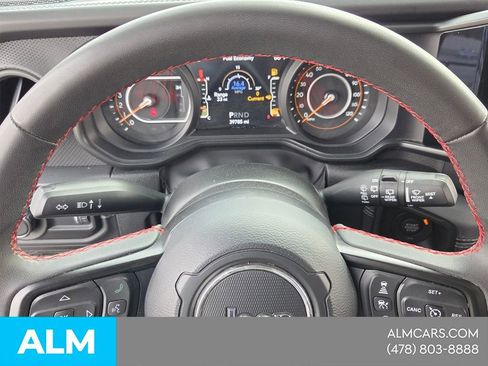 Used 2024 Jeep Wrangler Unlimited Rubicon AWD/4WD image 25