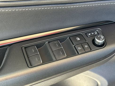 Certified 2024 Toyota Venza LE AWD/4WD image 14