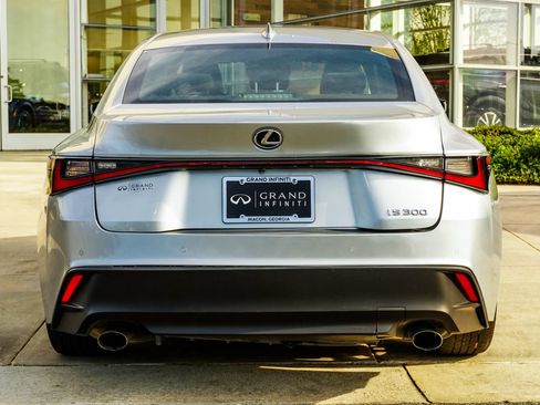 Used 2023 Lexus IS 300 w/ Comfort Package RWD image 11