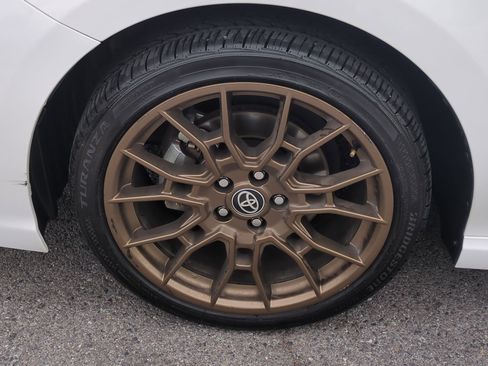 Used 2023 Toyota Camry SE image 14