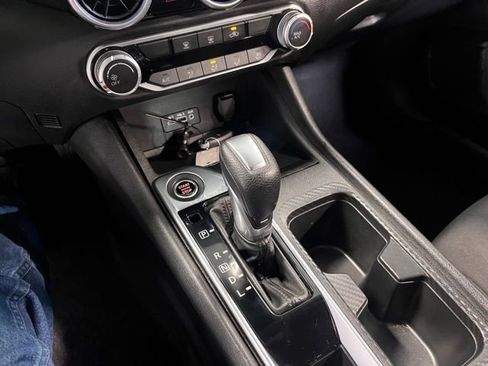 Used 2022 Nissan Sentra SV image 29
