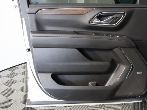 Used 2023 Chevrolet Tahoe High Country image 10