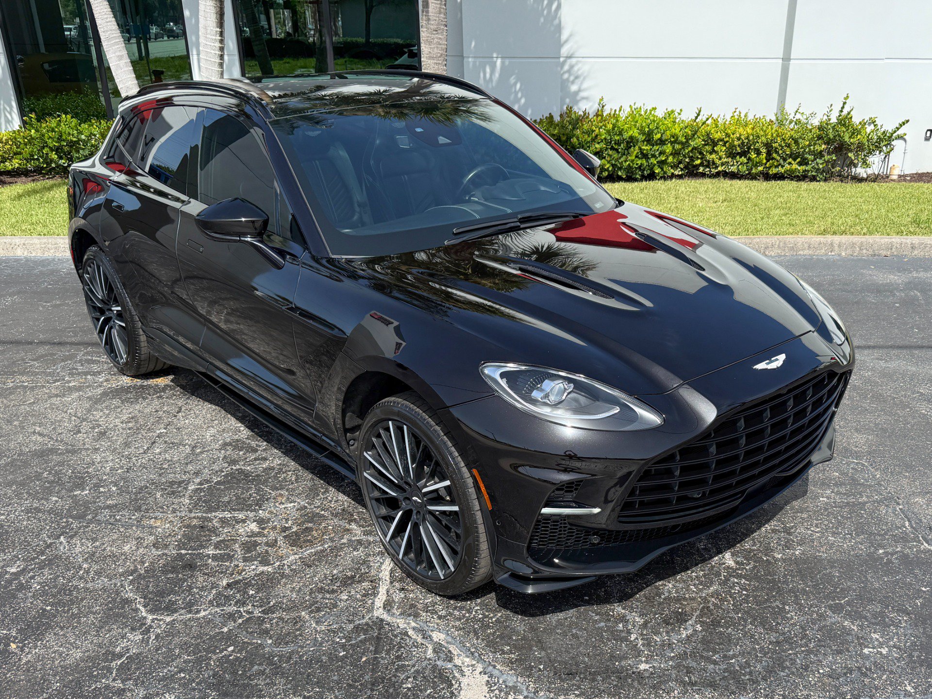 Used 2023 Aston Martin DBX 707 AWD/4WD image 5