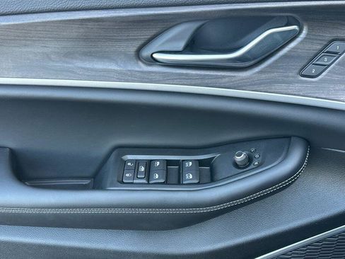 New 2026 Jeep Grand Cherokee Limited image 11