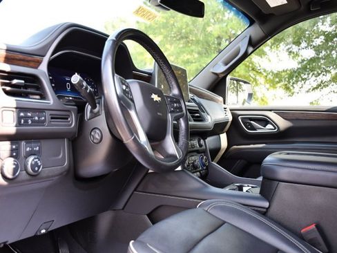 Used 2022 Chevrolet Tahoe Premier image 17