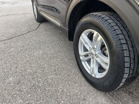 Certified 2022 Ford Explorer XLT w/ Equipment Group 202A image 26