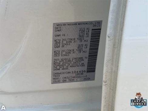 Used 2024 Nissan Titan SV w/ SV Convenience Package image 31