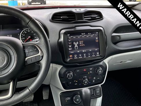 Used 2022 Jeep Renegade Latitude w/ Convenience Group image 9