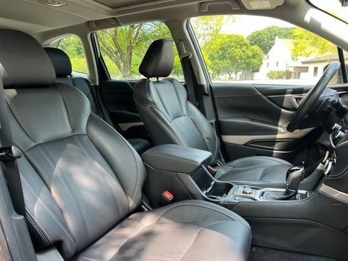 Used 2022 Subaru Forester Limited AWD/4WD image 23
