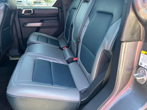 Used 2023 Ford Bronco Outer Banks AWD/4WD image 10
