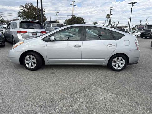 Used 2008 Toyota Prius FWD image 2
