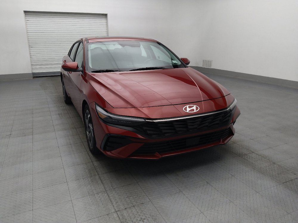 Used 2025 Hyundai Elantra SEL FWD image 14