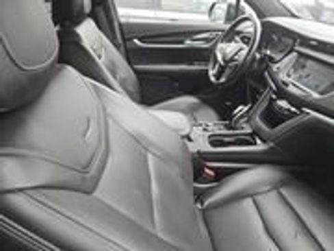 Used 2020 Cadillac XT5 Premium Luxury image 13