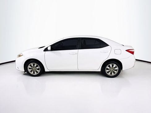 Used 2015 Toyota Corolla LE image 5