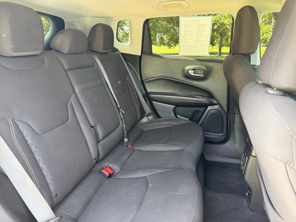 Used 2019 Jeep Compass Sport AWD/4WD image 26