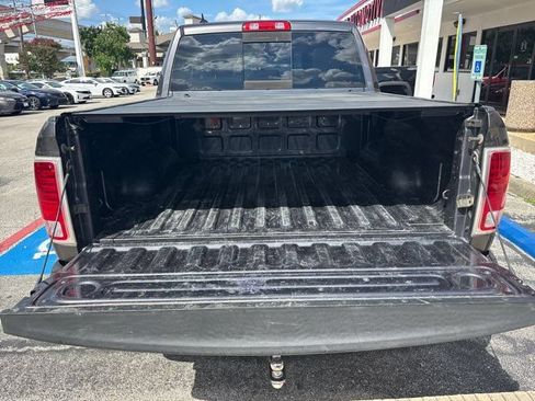 Used 2016 RAM 1500 Laramie w/ Convenience Group AWD/4WD image 12