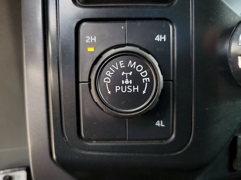 Used 2024 Ford F150 XLT AWD/4WD image 15
