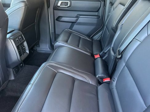 New 2026 Ford Bronco Outer Banks w/ Sasquatch Package AWD/4WD image 12