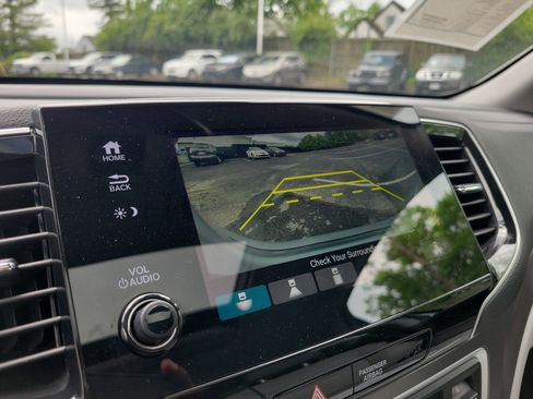 Used 2021 Honda Pilot Special Edition image 32
