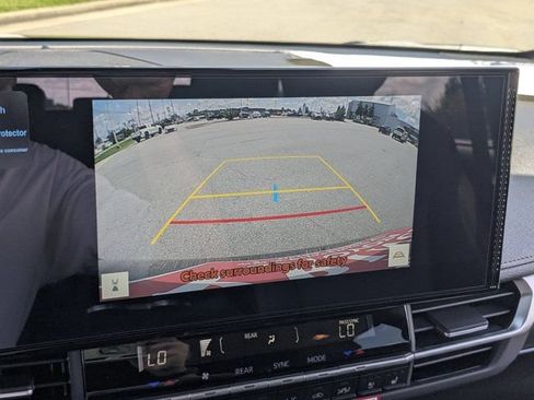 New 2026 Toyota Sienna Limited FWD image 24