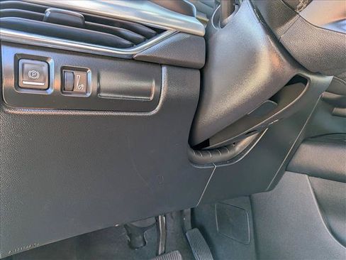 Used 2023 Cadillac XT4 Premium Luxury AWD/4WD image 16
