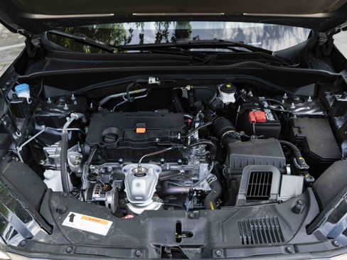 Certified 2026 Honda HR-V LX image 42