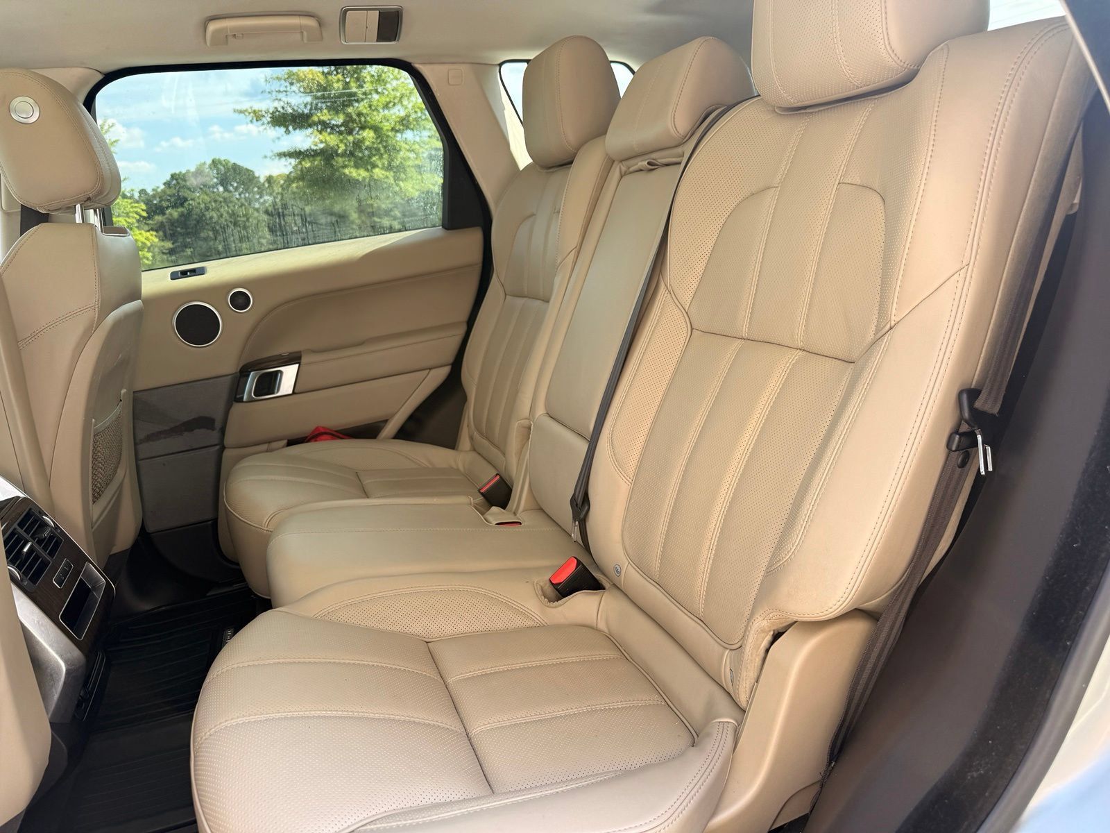 Used 2014 Land Rover Range Rover Sport Supercharged AWD/4WD image 41