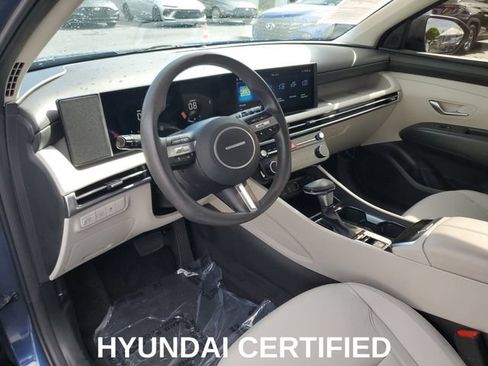 Certified 2025 Hyundai Tucson SEL FWD image 8