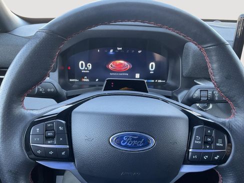 Used 2025 Ford Explorer ST-Line AWD/4WD image 20