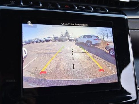 Used 2024 Jeep Grand Cherokee L Laredo image 14