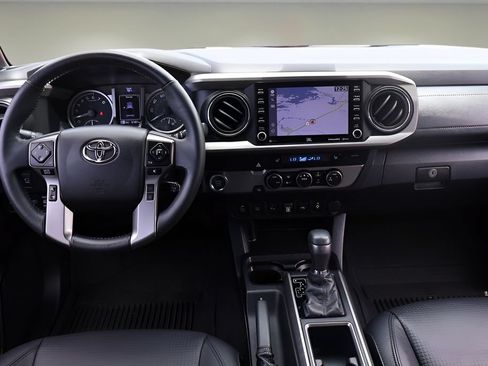 Certified 2022 Toyota Tacoma Limited RWD image 13