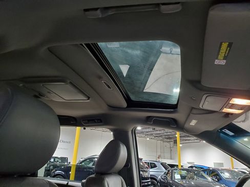 Used 2010 Honda Odyssey EX-L image 15