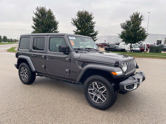Used 2026 Jeep Wrangler Unlimited Sahara AWD/4WD image 1