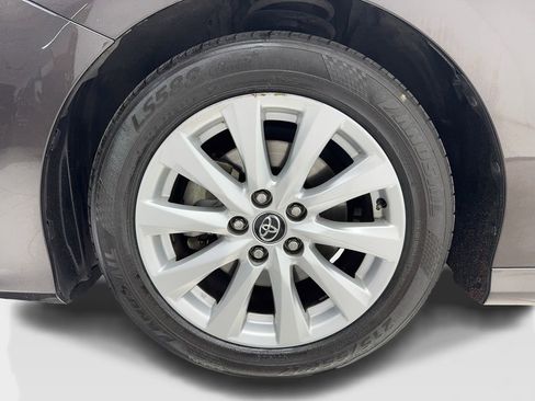 Used 2020 Toyota Camry LE image 46