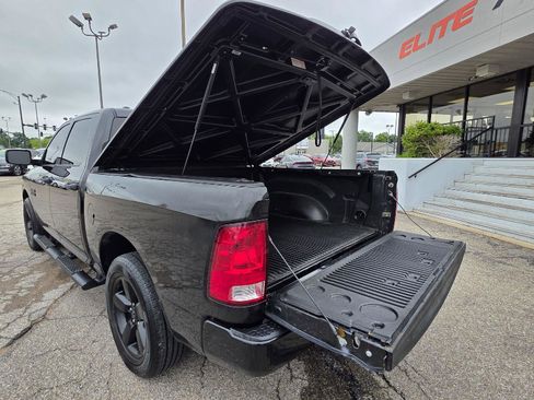 Used 2016 RAM 1500 Express w/ Black Ram 1500 Express Group AWD/4WD image 28