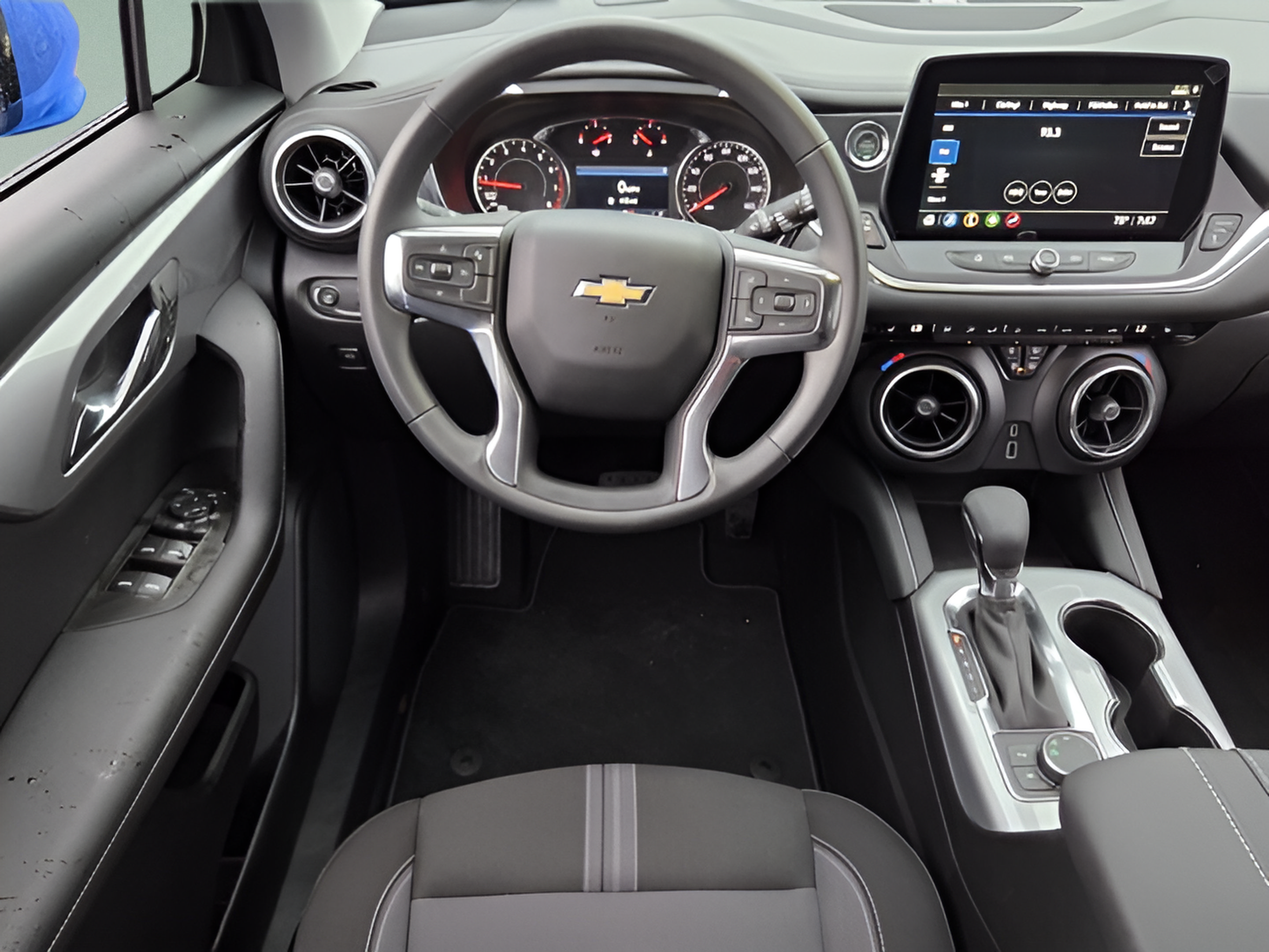 New 2026 Chevrolet Blazer LT FWD image 12