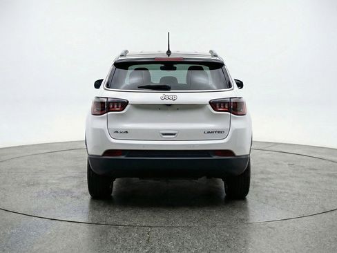 Used 2025 Jeep Compass Limited AWD/4WD image 7