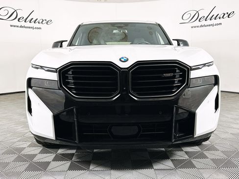 Used 2023 BMW XM image 2