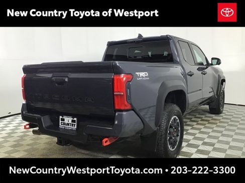 Certified 2024 Toyota Tacoma TRD Off-Road image 6