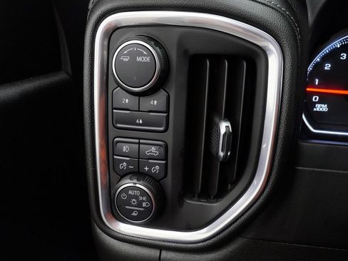 Used 2021 Chevrolet Silverado 2500 LT w/ Convenience Package AWD/4WD image 25