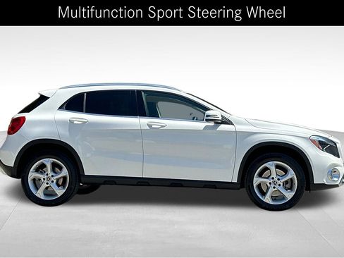 Certified 2020 Mercedes-Benz GLA 250 4MATIC image 4
