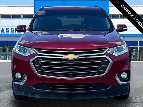 Used 2018 Chevrolet Traverse LT FWD image 17
